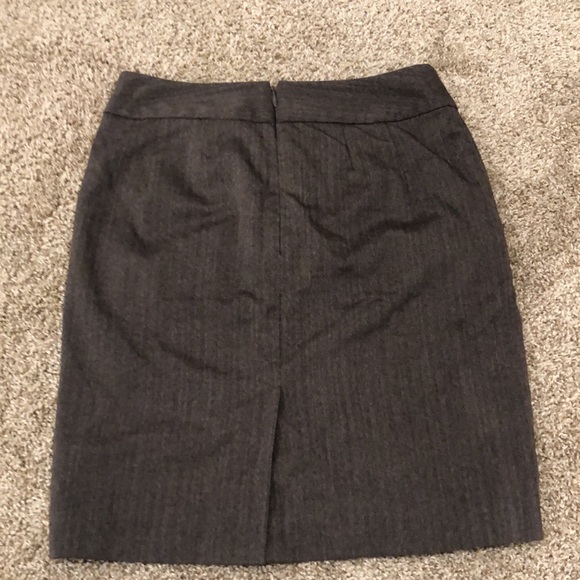 Banana Republic Office Skirt - Picture 3 of 3